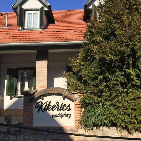 Kikerics Vendeghaz Bed & Breakfast Villany Ngoại thất bức ảnh