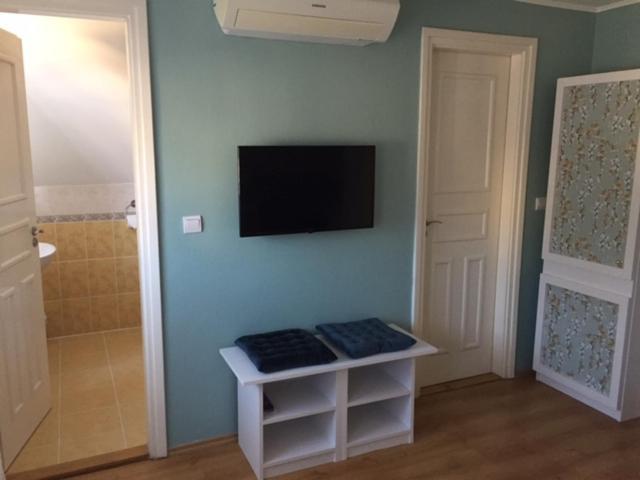 Kikerics Vendeghaz Bed & Breakfast Villany Ngoại thất bức ảnh