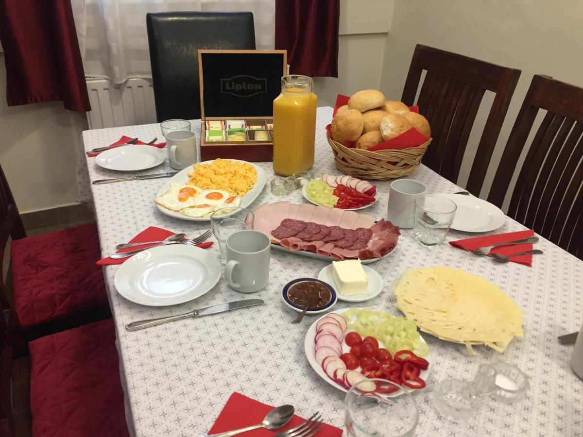 Kikerics Vendeghaz Bed & Breakfast Villany Ngoại thất bức ảnh