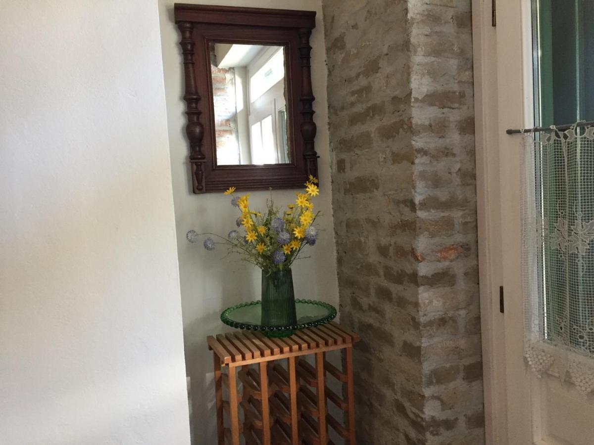Kikerics Vendeghaz Bed & Breakfast Villany Ngoại thất bức ảnh