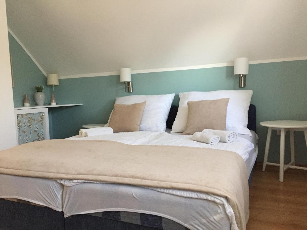 Kikerics Vendeghaz Bed & Breakfast Villany Ngoại thất bức ảnh