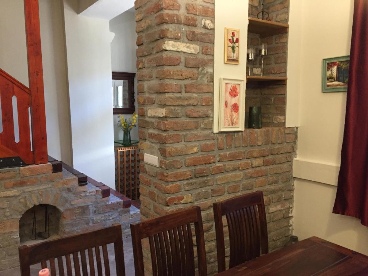 Kikerics Vendeghaz Bed & Breakfast Villany Ngoại thất bức ảnh